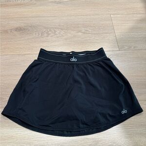 ALO Yoga Women's Black Skort